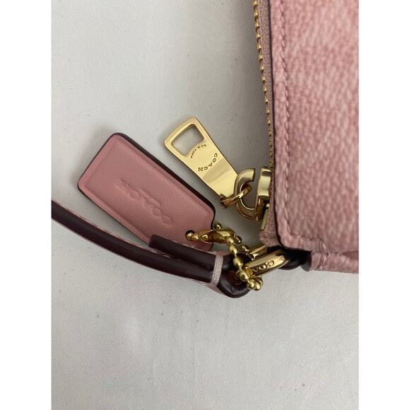 Coach CW426 Nolita 19 Powder Pink Signature Shoulder Bag - NWT - Picture 9 of 10